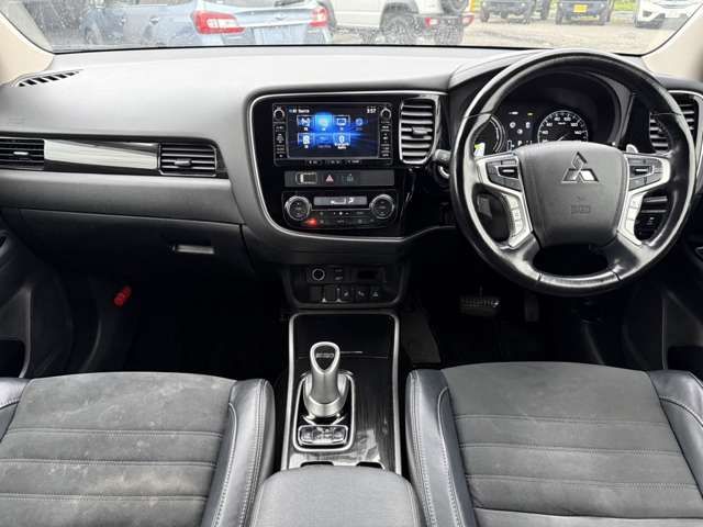 MITSUBISHI OUTLANDER PHEV 2018