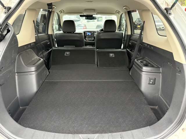 MITSUBISHI OUTLANDER PHEV 2018