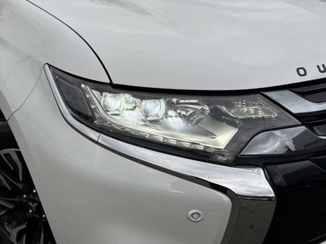 MITSUBISHI OUTLANDER PHEV 2018