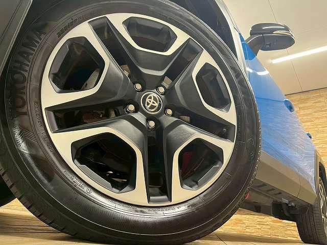 TOYOTA RAV4 4WD 2020