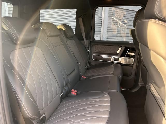 MERCEDES BENZ MERCEDES AMG G class 2025