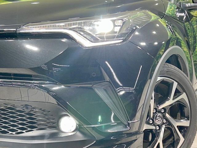 TOYOTA C-HR 2017