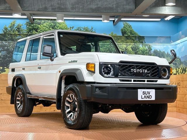 TOYOTA LANDCRUISER 70 2024