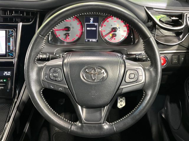 TOYOTA HARRIER 4WD 2017
