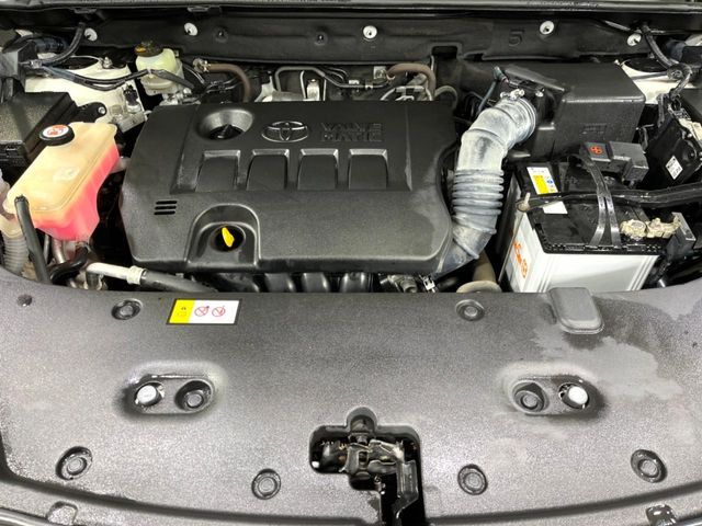 TOYOTA HARRIER 4WD 2017