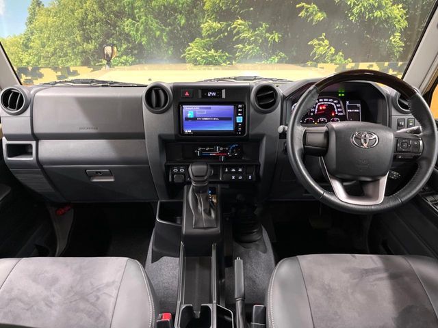 TOYOTA LANDCRUISER 70 2024