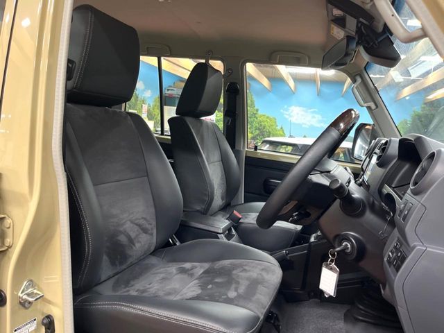 TOYOTA LANDCRUISER 70 2024