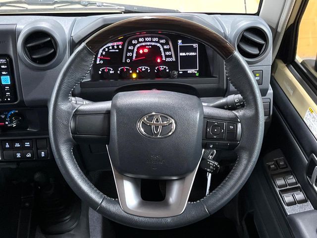 TOYOTA LANDCRUISER 70 2024