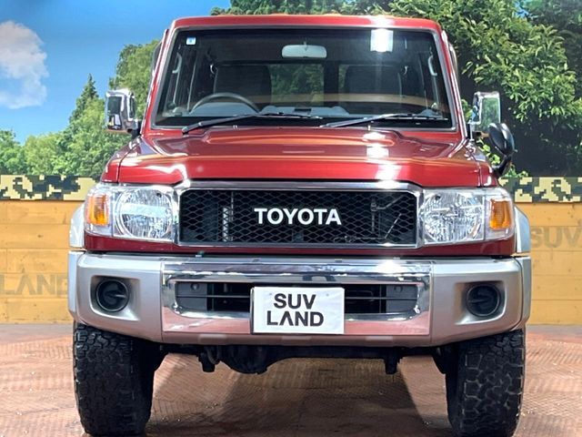 TOYOTA LANDCRUISER van 2015