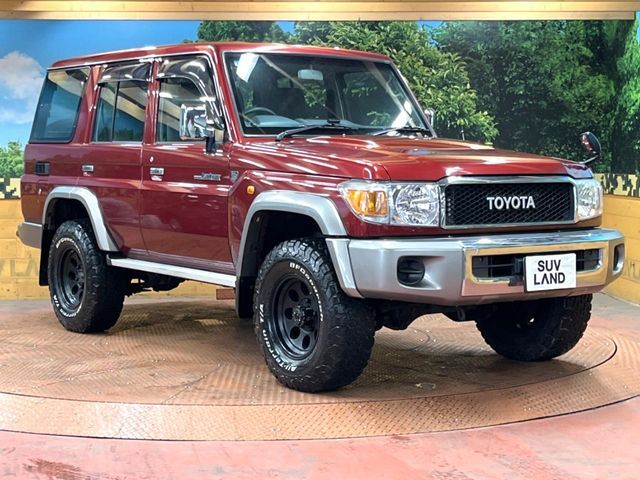 TOYOTA LANDCRUISER van 2015