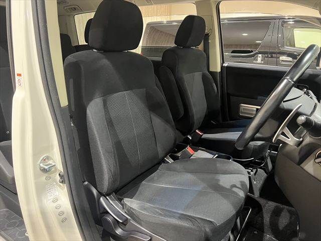 MITSUBISHI DELICA D:5 2WD 2013