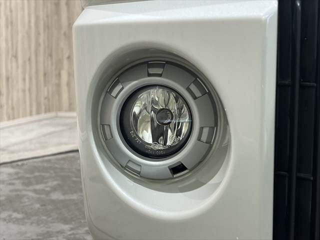 MITSUBISHI DELICA D:5 2WD 2013