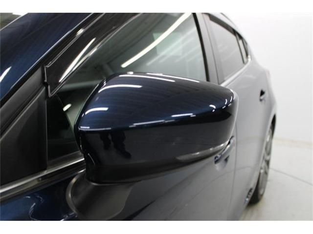 MAZDA AXELA SPORTS 2017