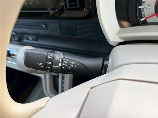 SUZUKI WAGON R SMILE 2023