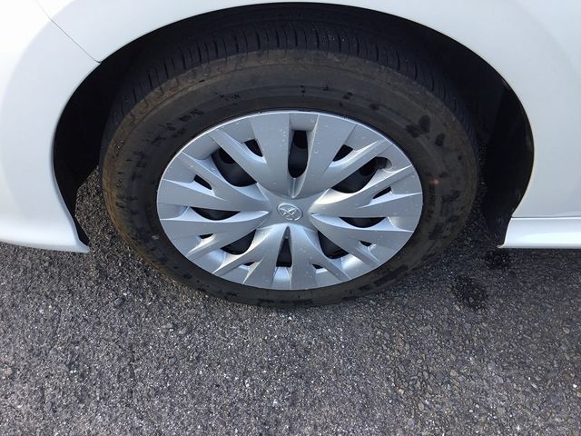 TOYOTA YARIS HYBRID 2021