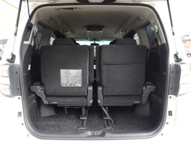 TOYOTA VELLFIRE 4WD 2010