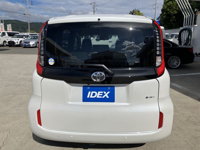TOYOTA SIENTA HYBRID 2024