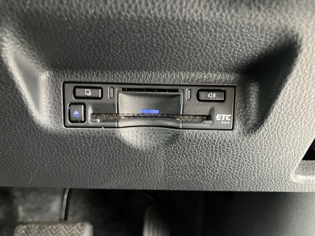 TOYOTA SIENTA HYBRID 2024