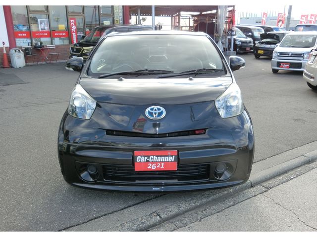 TOYOTA iQ 2009