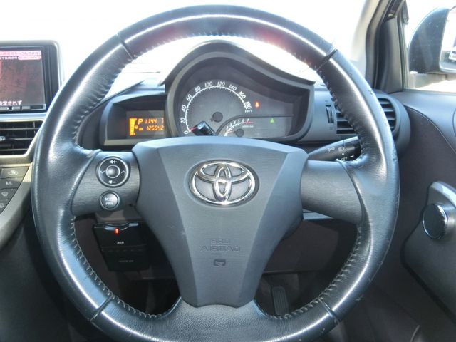 TOYOTA iQ 2009