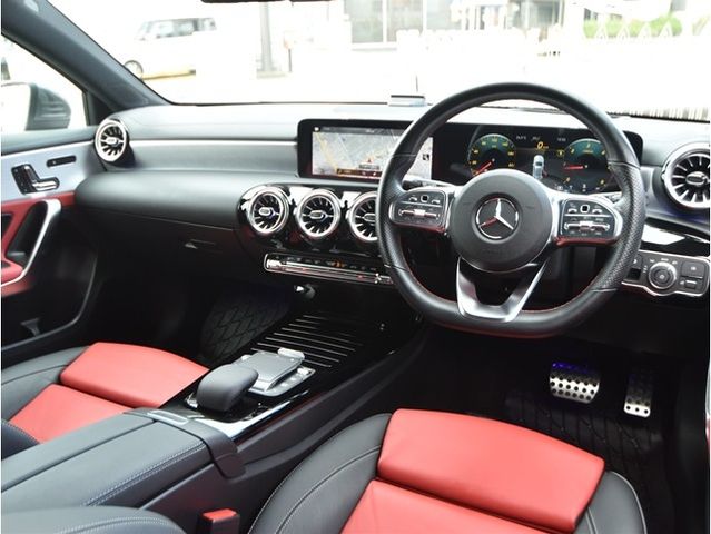 MERCEDES BENZ MERCEDES BENZ A class 2021