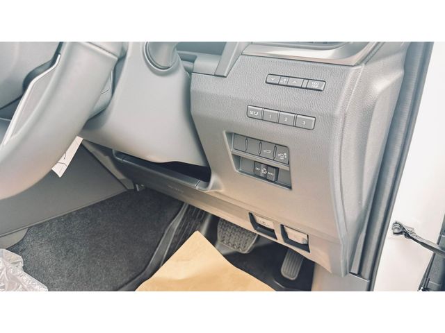 TOYOTA LEXUS GX550 2025