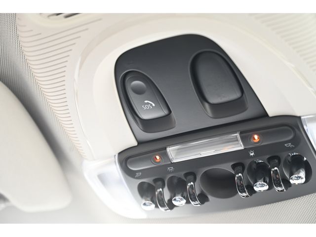 BMW MINI COOPER D CROSSOVER 2022