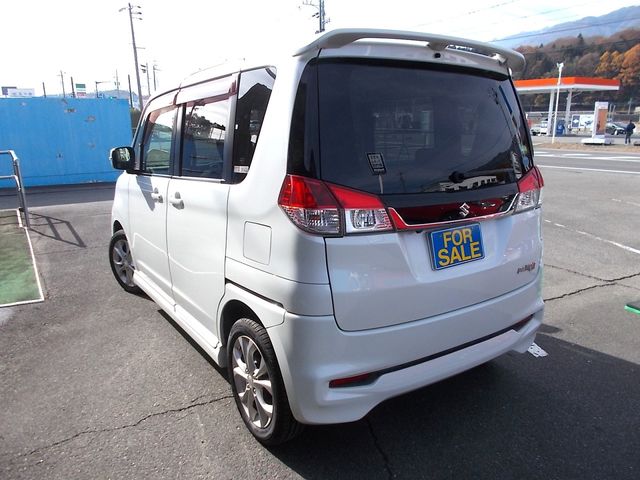 SUZUKI SOLIO BANDIT 2013