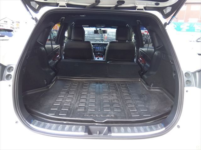 TOYOTA HARRIER 4WD 2014