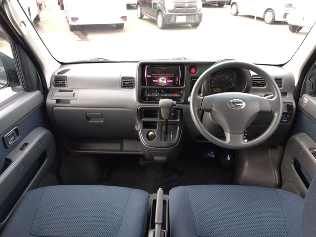 DAIHATSU HIJET CARGO 4WD 2017