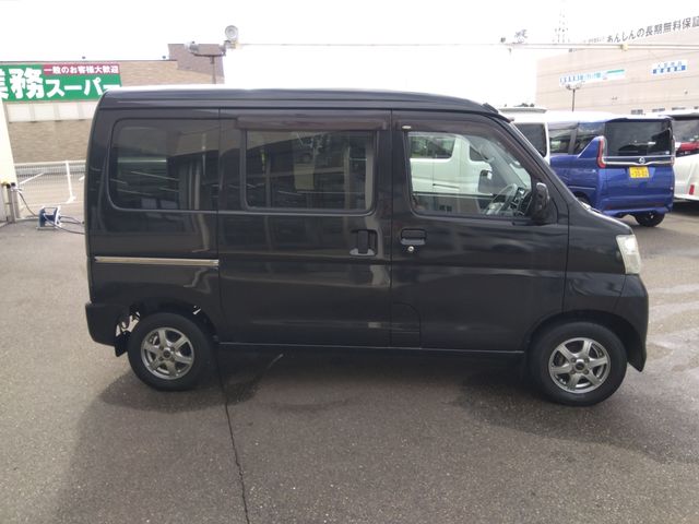 DAIHATSU HIJET CARGO 4WD 2017