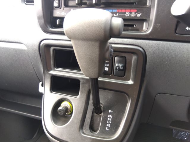 DAIHATSU HIJET CARGO 4WD 2017