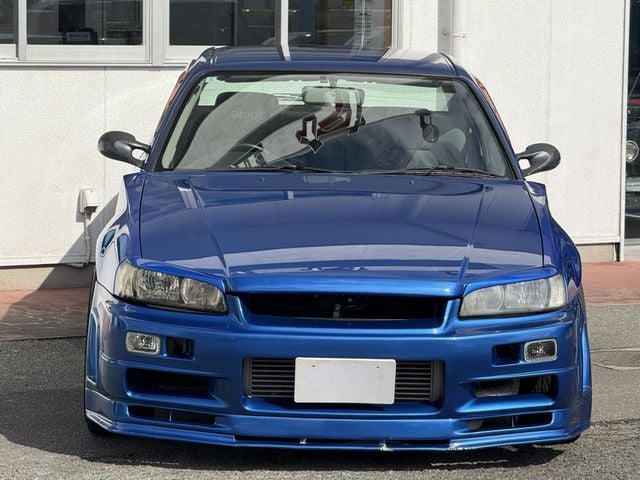 NISSAN SKYLINE 2001