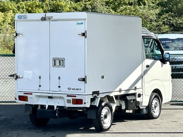 DAIHATSU HIJET truck 2016