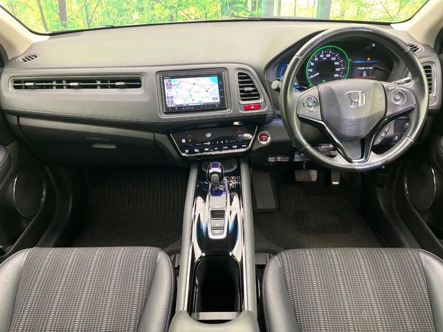 HONDA VEZEL HYBRID 2014