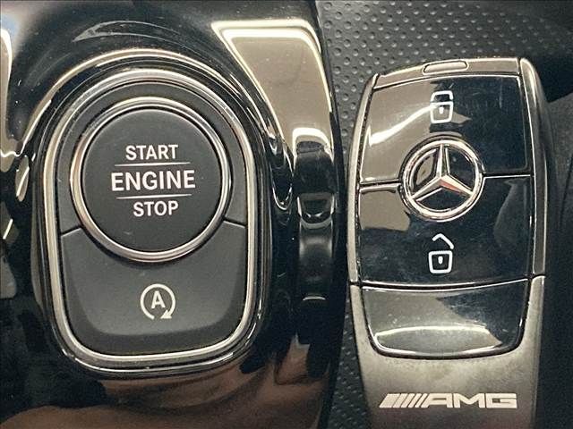 MERCEDES BENZ MERCEDES AMG Aclass sedan 2020