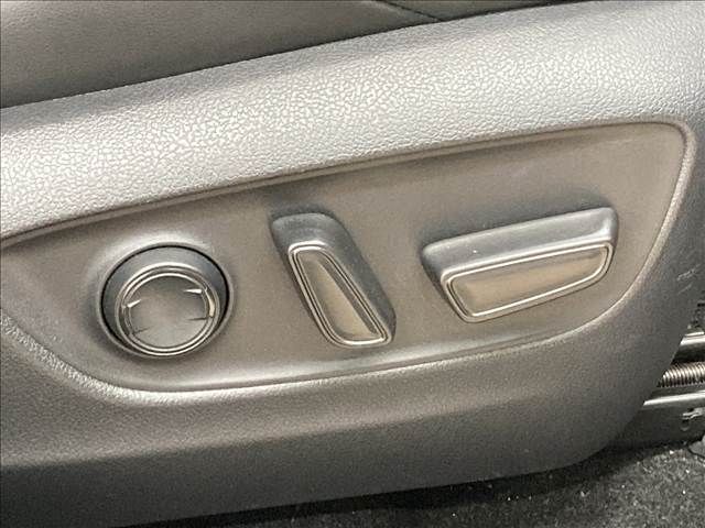 TOYOTA HARRIER 2WD 2021