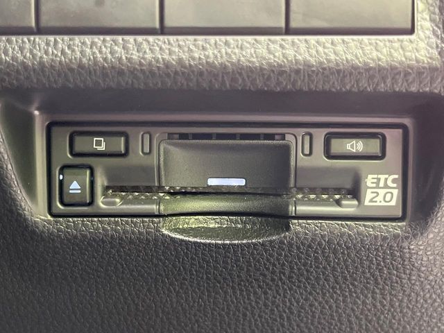 TOYOTA RAV4 4WD 2023