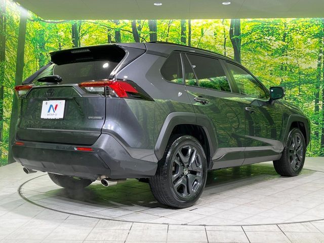 TOYOTA RAV4 4WD 2023