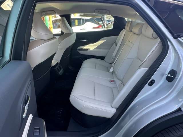 TOYOTA CROWN CROSSOVER 2023