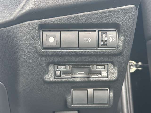 TOYOTA COROLLA CROSS HYBRID 2023