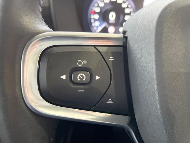 VOLVO VOLVO XC40 2019