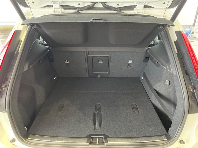 VOLVO VOLVO XC40 2019