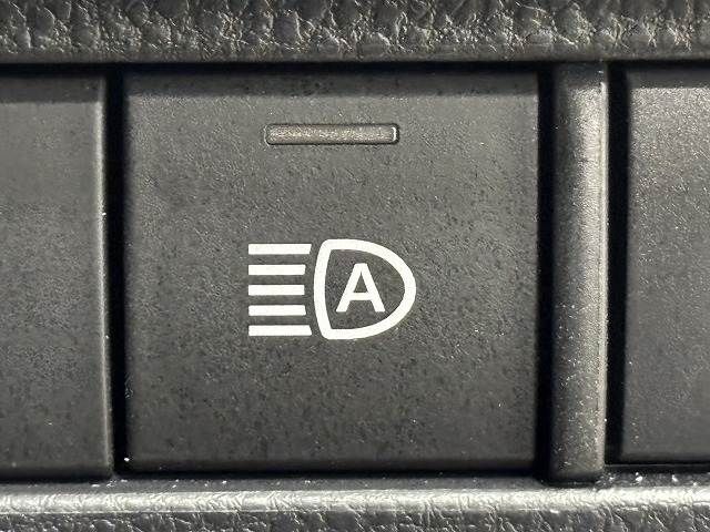 TOYOTA HARRIER HYBRID 2020