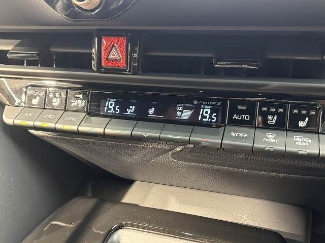 TOYOTA CROWN SPORT 2024