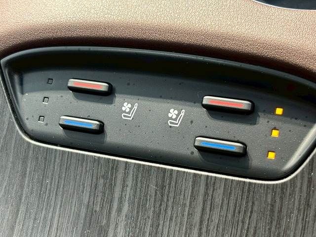 TOYOTA HARRIER 2WD 2023