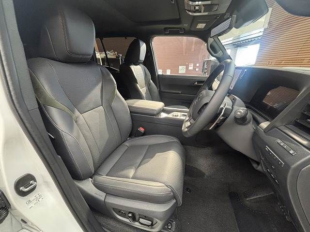 TOYOTA LEXUS GX550 2025