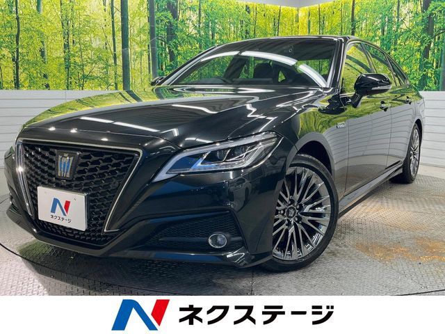 TOYOTA CROWN sedan hybrid 2020