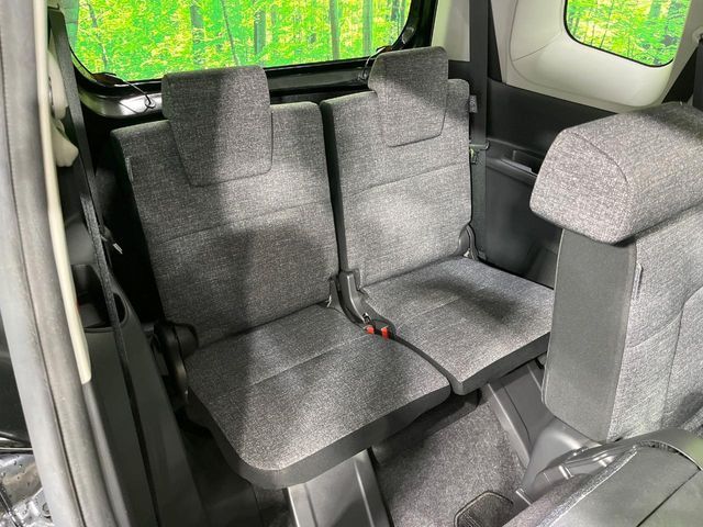 TOYOTA SIENTA HYBRID 2022