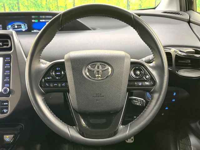 TOYOTA PRIUS 2022